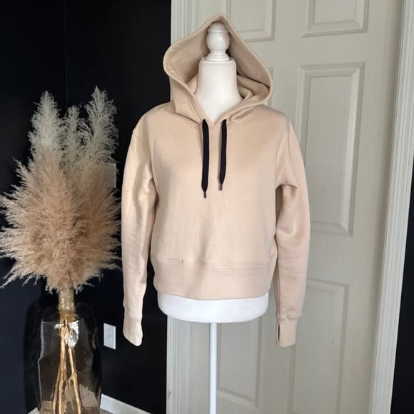 Public Rec Luxe Fleece Cropped Hoodie in Ivory 
size Small - Picture 8 of 12